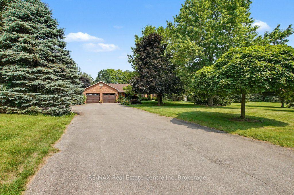 Photo 2 of 283 German School Road, Brant, Paris — HOMEH