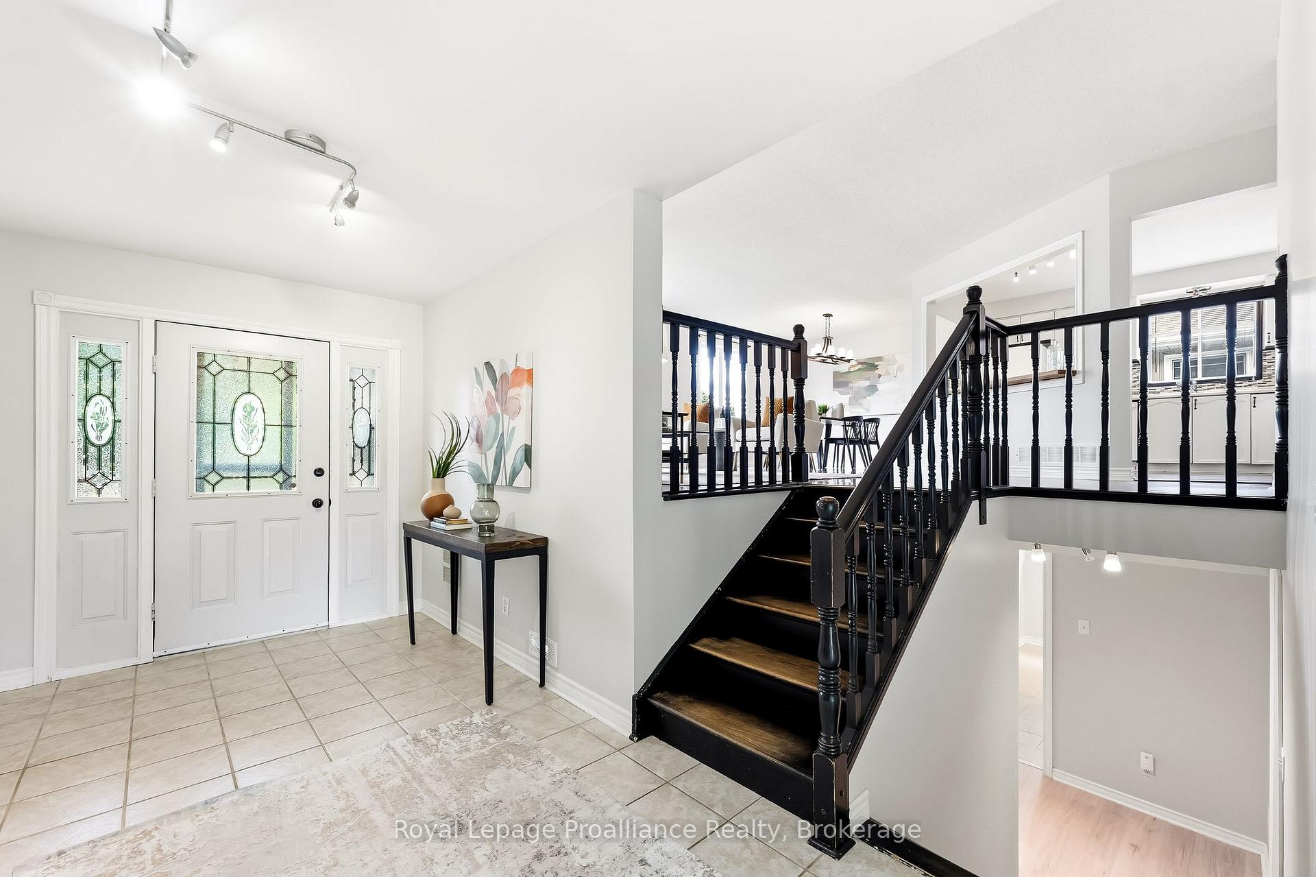 Photo 8 of 158 Ontario Street, Brighton, Rural Brighton — HOMEH