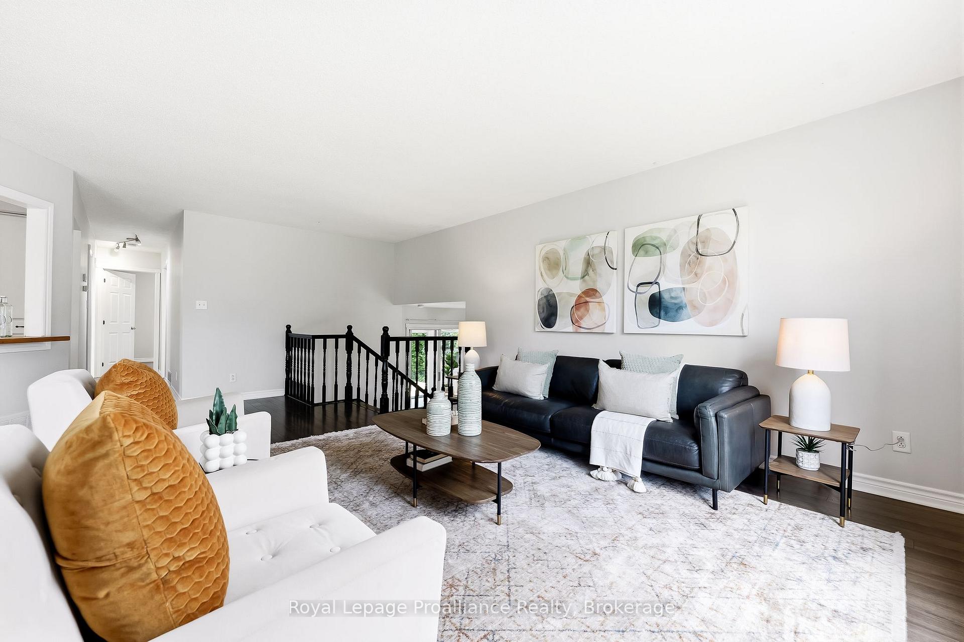 Photo 11 of 158 Ontario Street, Brighton, Rural Brighton — HOMEH