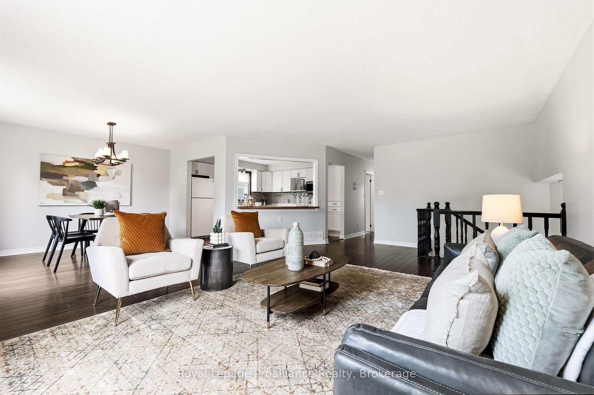 Photo 12 of 158 Ontario Street, Brighton, Rural Brighton — HOMEH