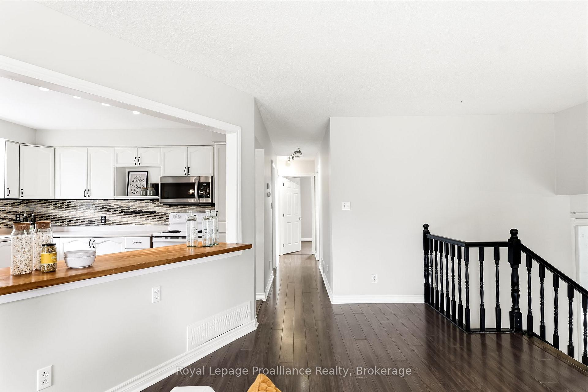 Photo 21 of 158 Ontario Street, Brighton, Rural Brighton — HOMEH