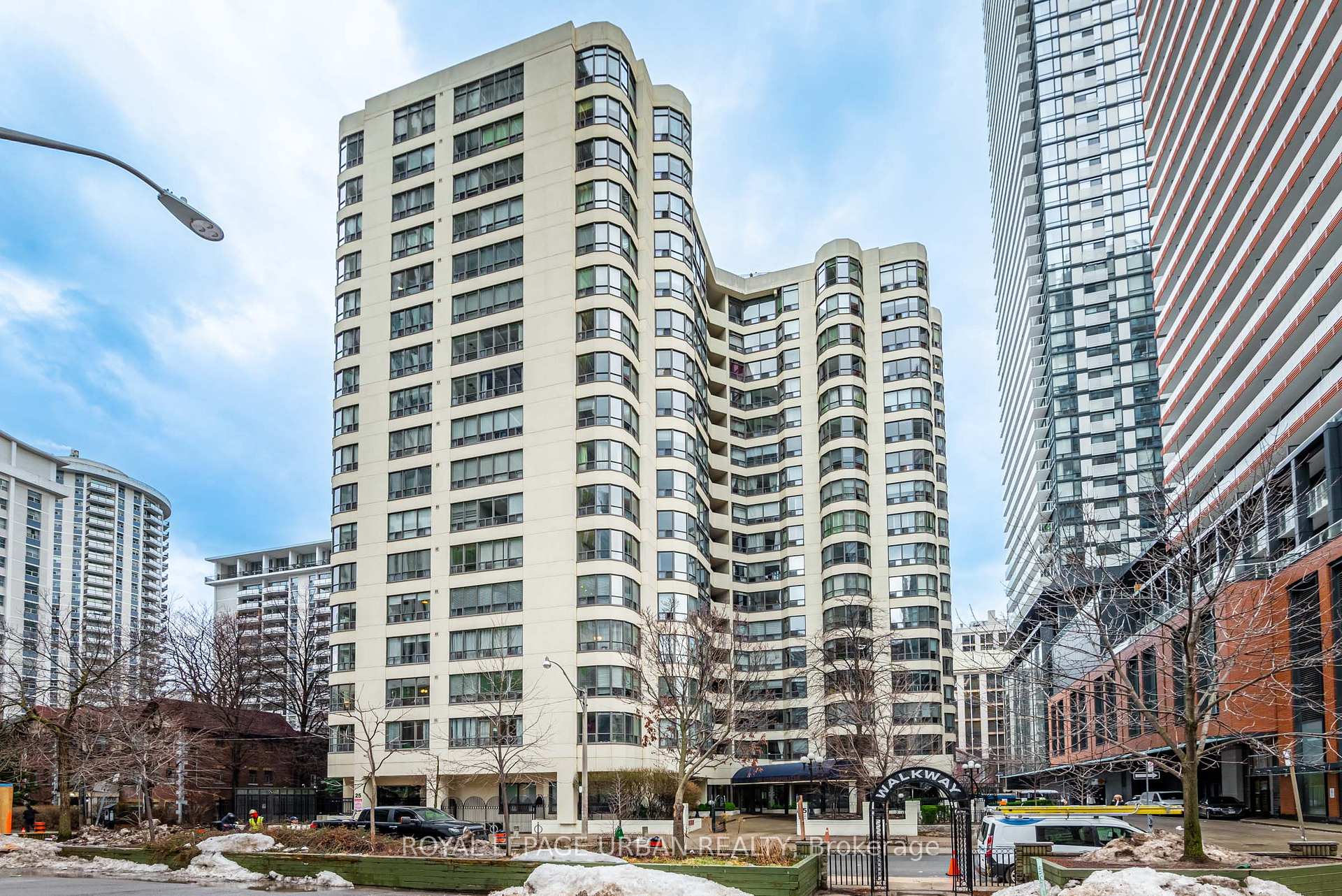 Photo 1 of Unit 505, 25 Maitland Street, Toronto, Church-Yonge Corridor — HOMEH
