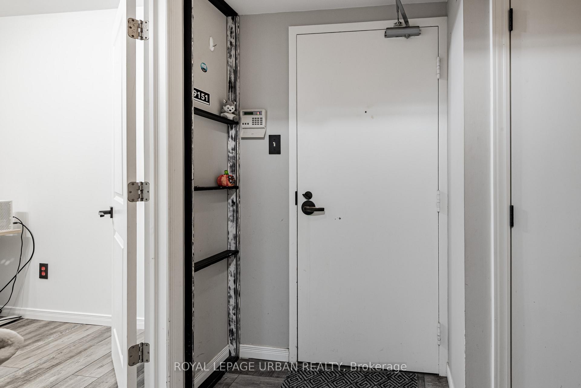 Photo 4 of Unit 505, 25 Maitland Street, Toronto, Church-Yonge Corridor — HOMEH