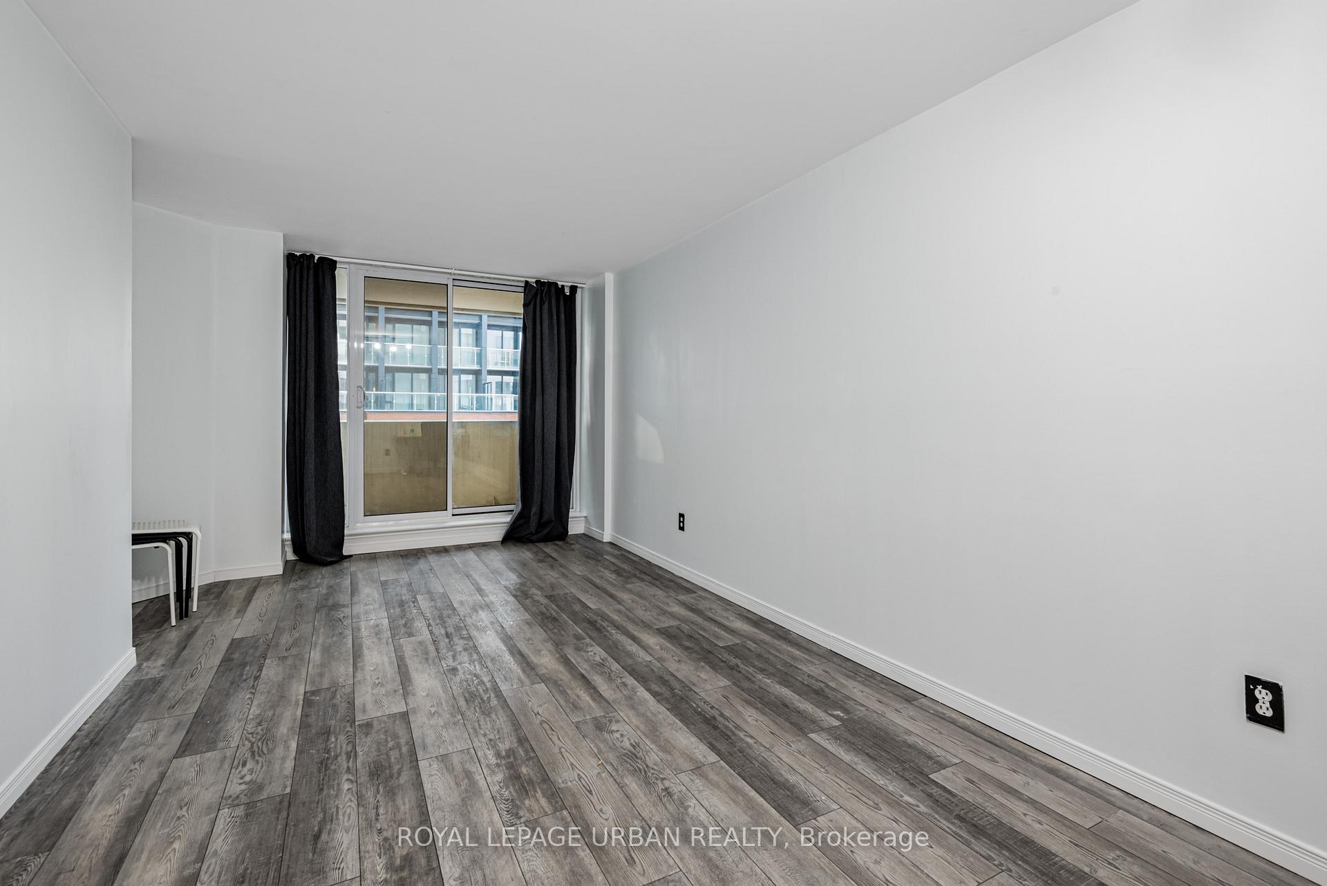 Photo 5 of Unit 505, 25 Maitland Street, Toronto, Church-Yonge Corridor — HOMEH