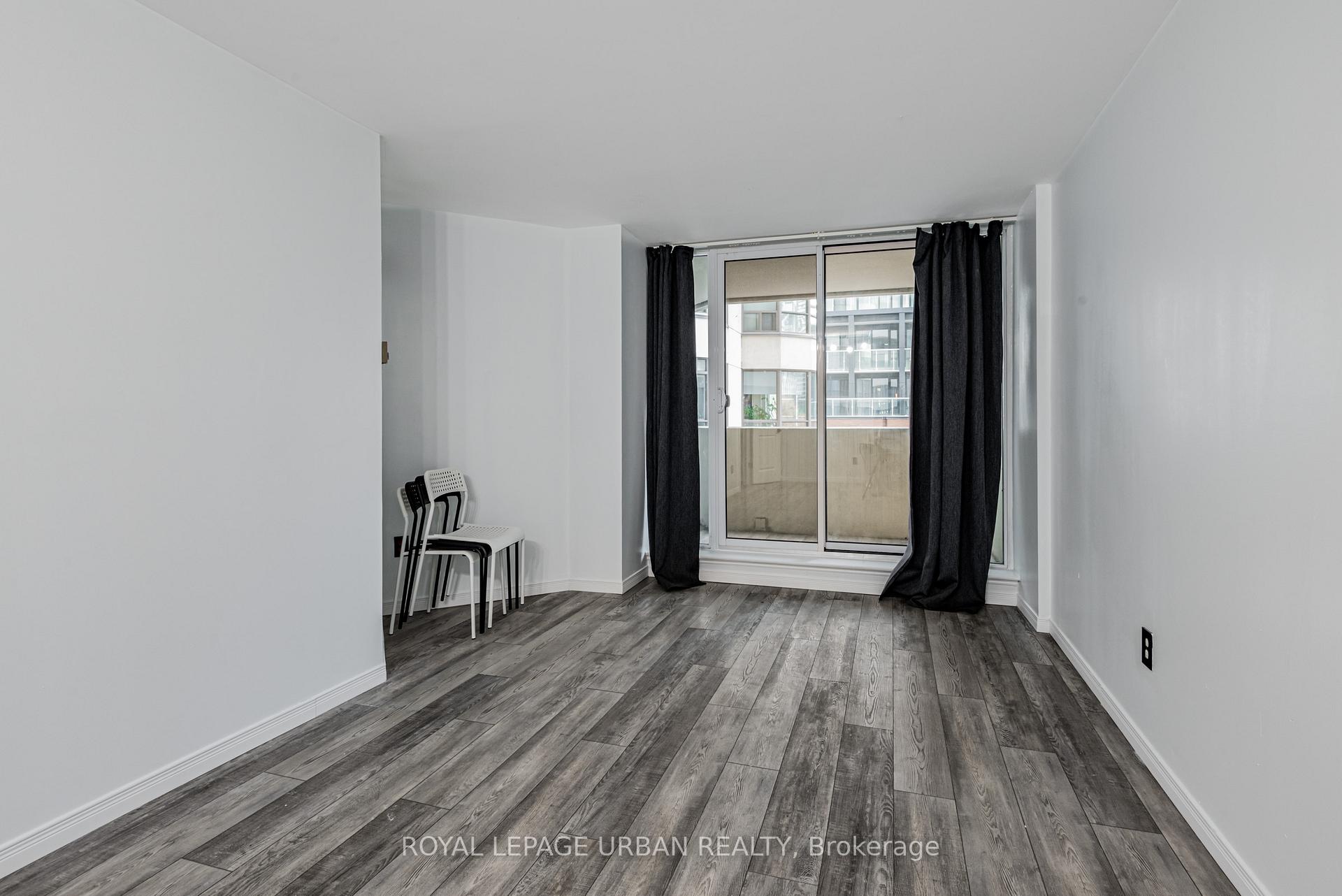 Photo 6 of Unit 505, 25 Maitland Street, Toronto, Church-Yonge Corridor — HOMEH