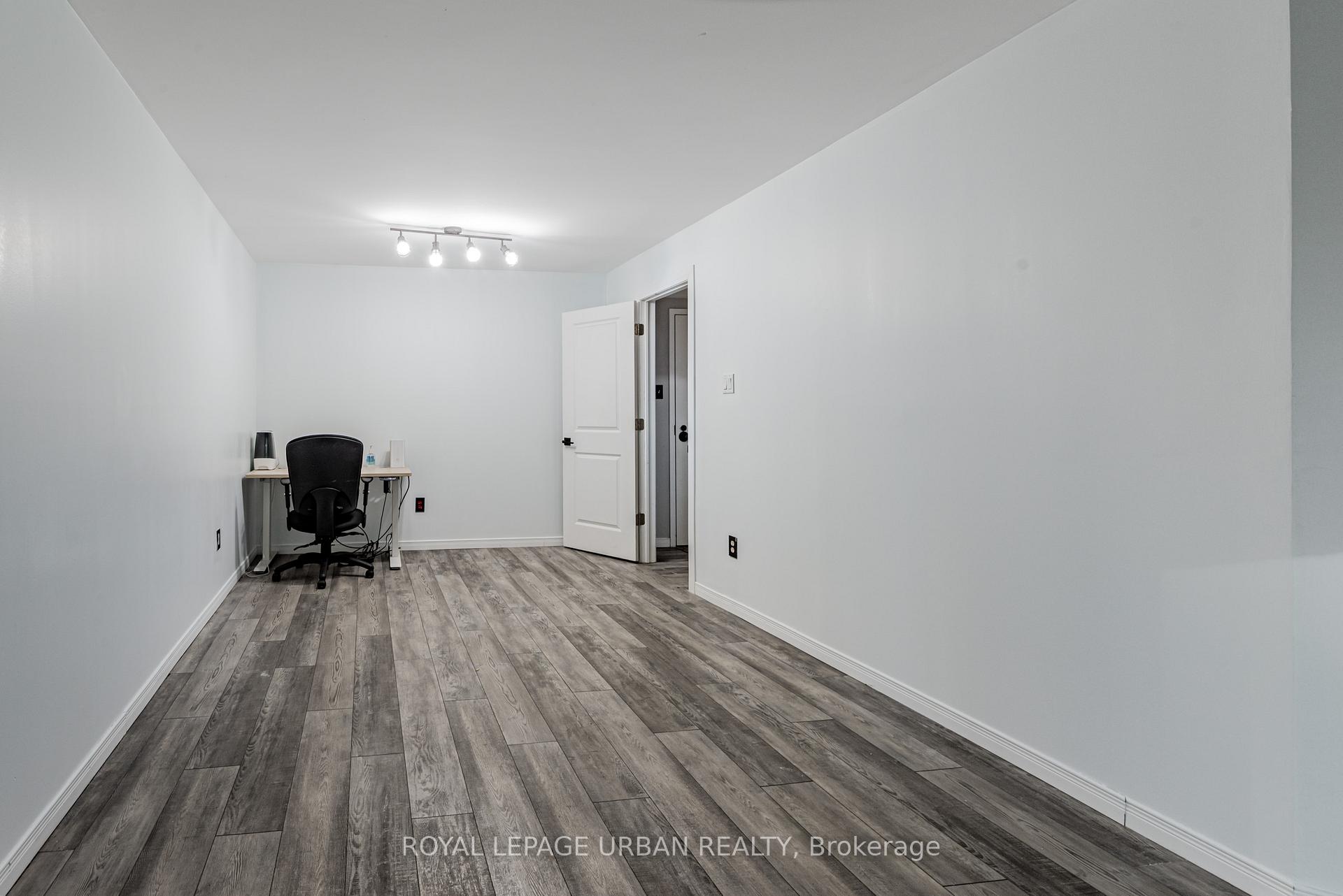 Photo 9 of Unit 505, 25 Maitland Street, Toronto, Church-Yonge Corridor — HOMEH