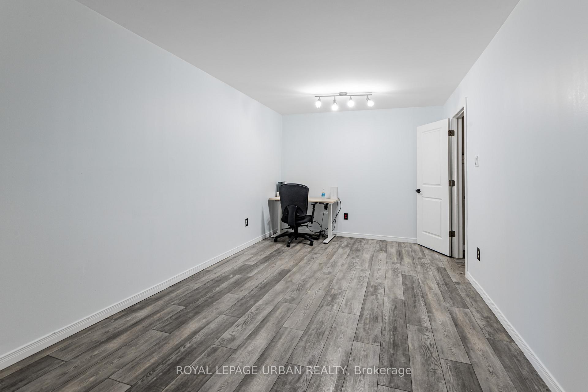 Photo 10 of Unit 505, 25 Maitland Street, Toronto, Church-Yonge Corridor — HOMEH
