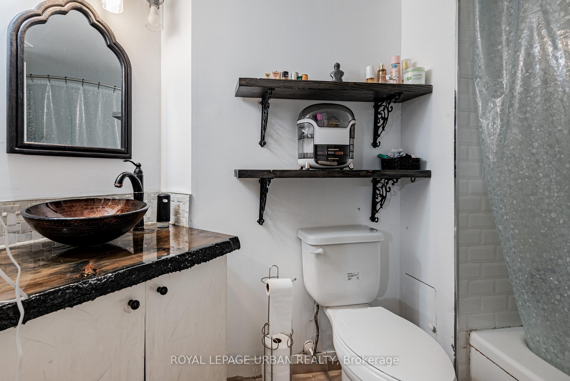 Photo 15 of Unit 505, 25 Maitland Street, Toronto, Church-Yonge Corridor — HOMEH