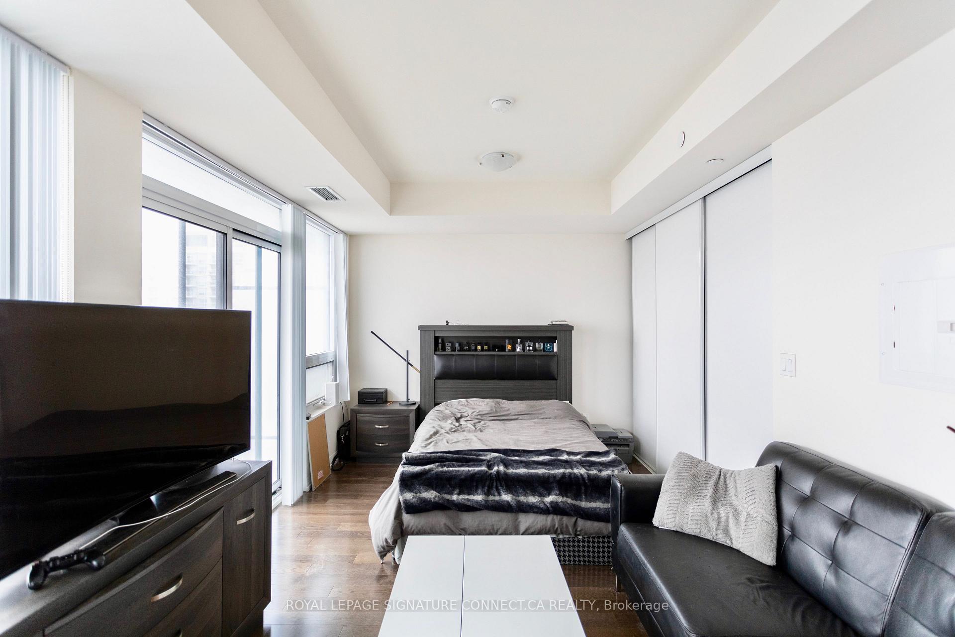Photo 7 of Unit 1112, 460 Adelaide Street E, Toronto, Moss Park — HOMEH