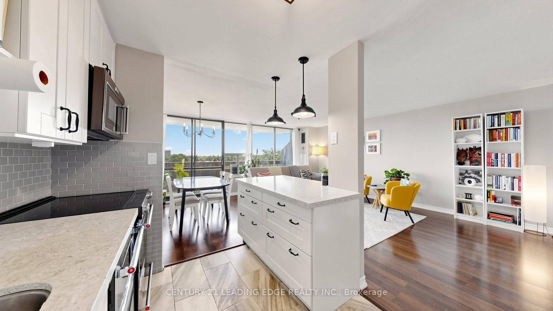 Photo 20 of Unit 914, 11 Wincott Drive, Etobicoke, Kingsview Village-The Westway — HOMEH