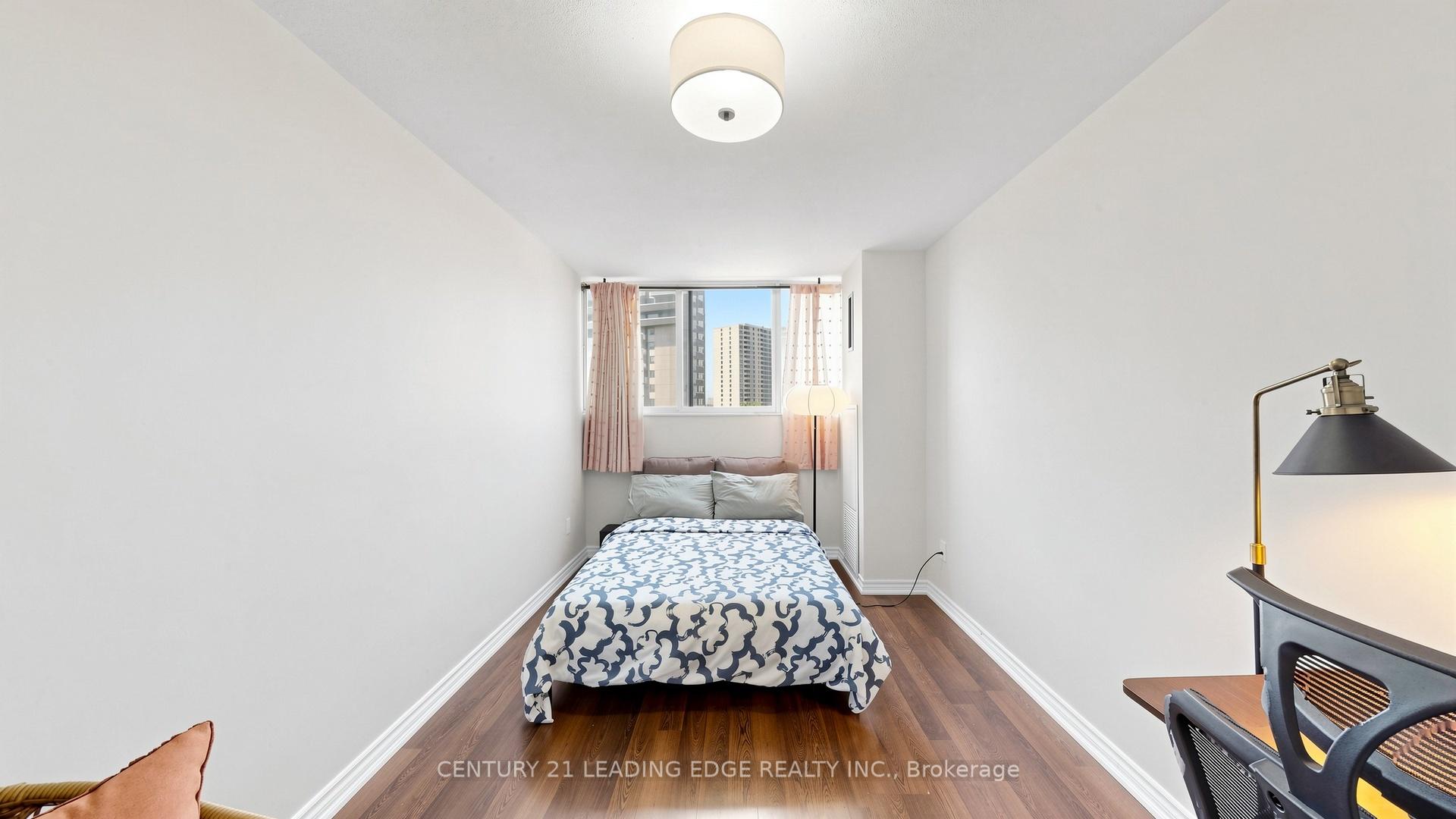 Photo 26 of Unit 914, 11 Wincott Drive, Etobicoke, Kingsview Village-The Westway — HOMEH