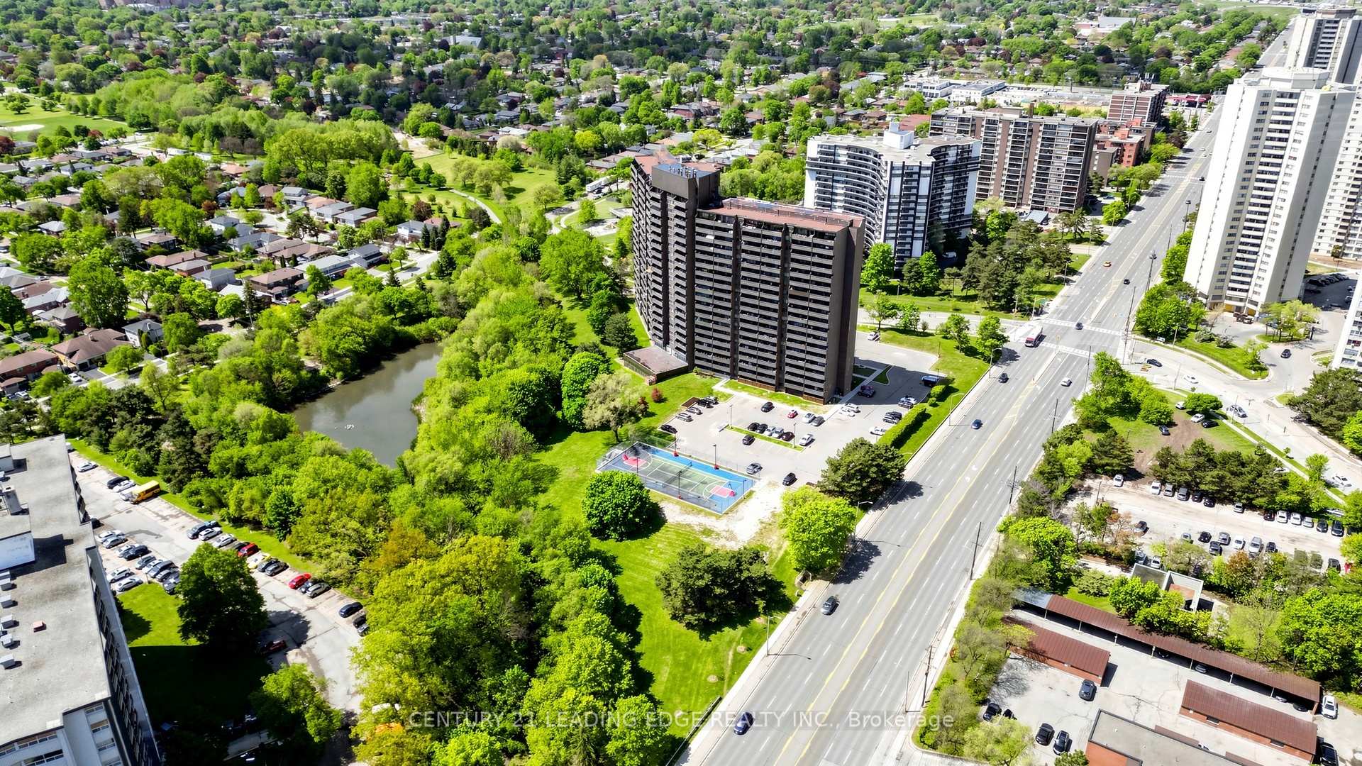 Photo 35 of Unit 914, 11 Wincott Drive, Etobicoke, Kingsview Village-The Westway — HOMEH