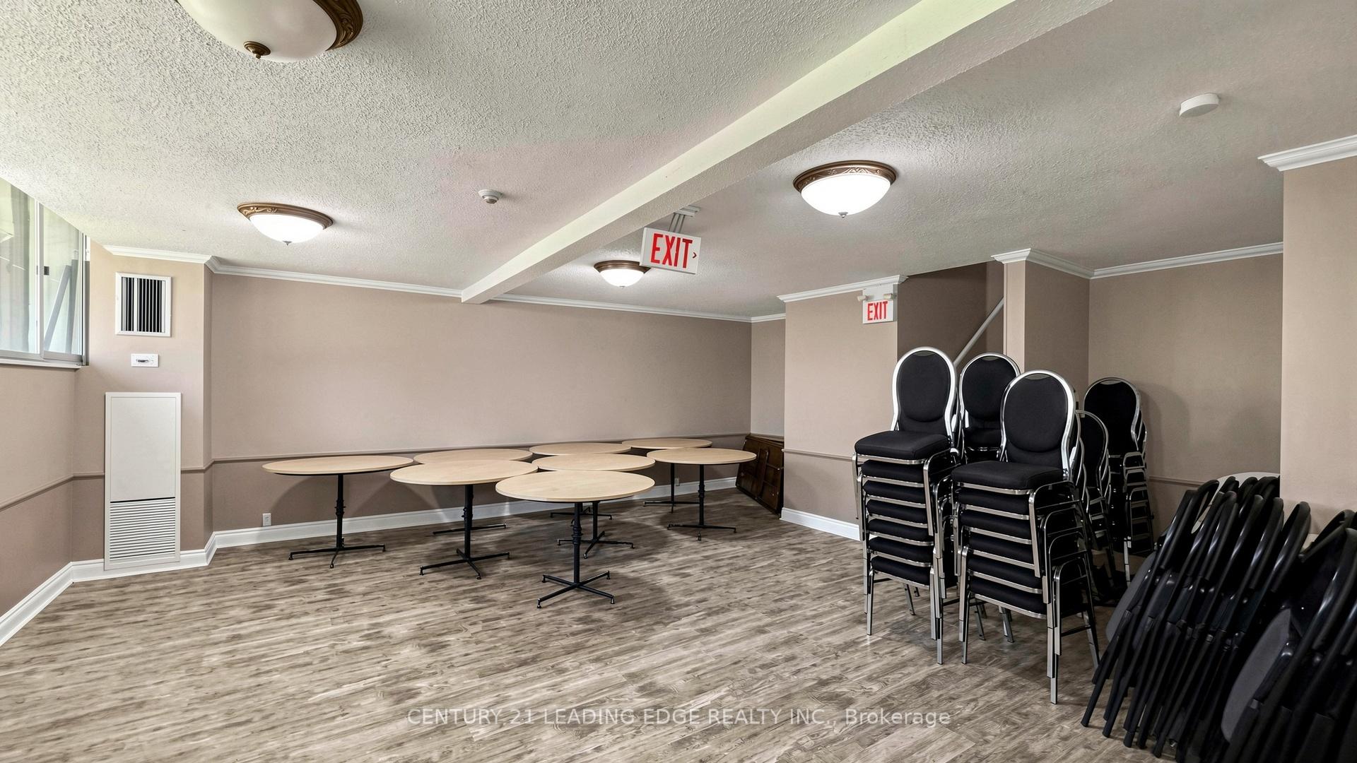 Photo 41 of Unit 914, 11 Wincott Drive, Etobicoke, Kingsview Village-The Westway — HOMEH
