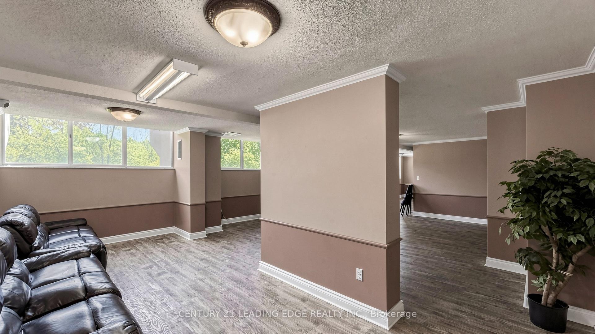 Photo 49 of Unit 914, 11 Wincott Drive, Etobicoke, Kingsview Village-The Westway — HOMEH