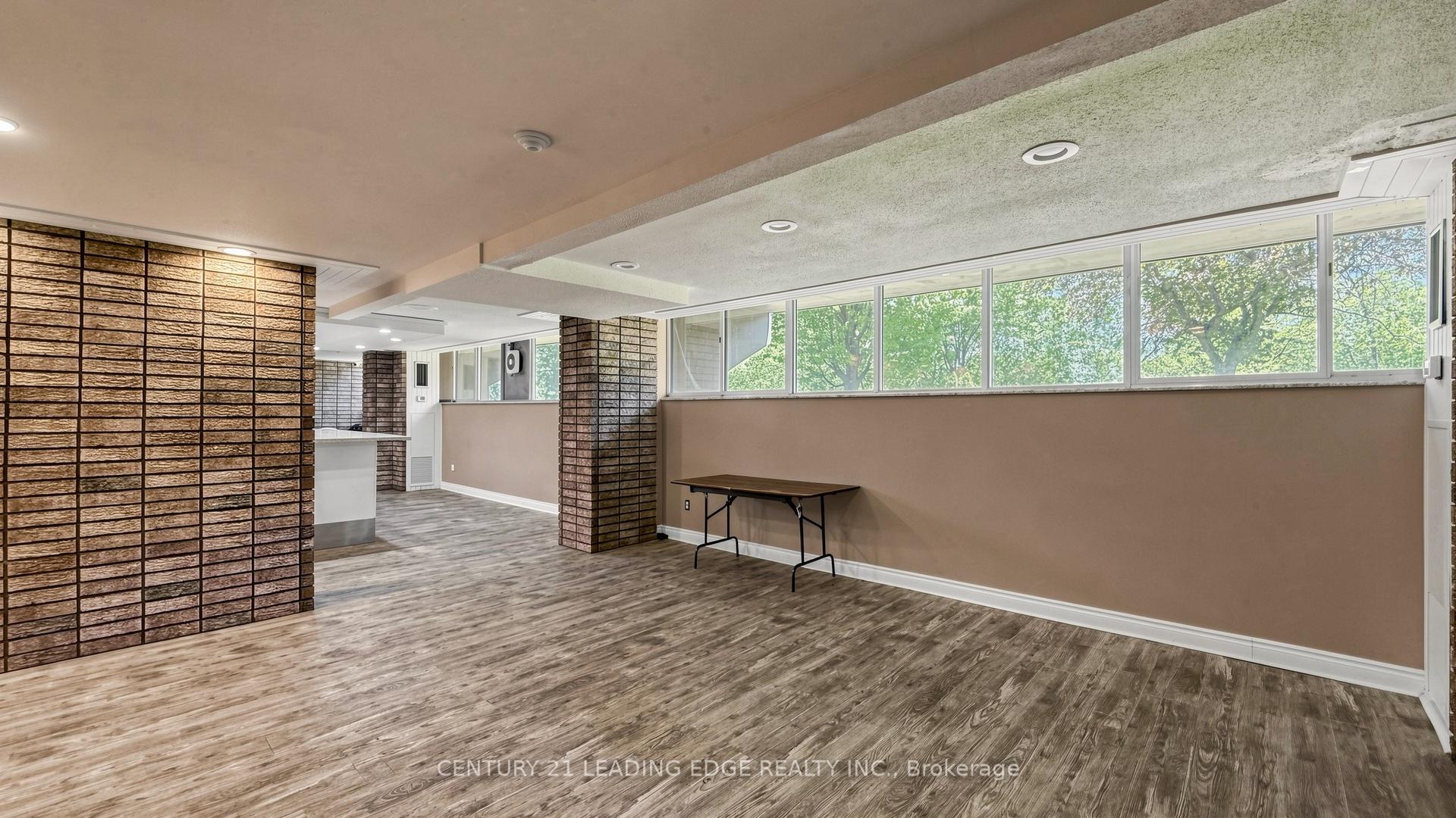 Photo 50 of Unit 914, 11 Wincott Drive, Etobicoke, Kingsview Village-The Westway — HOMEH