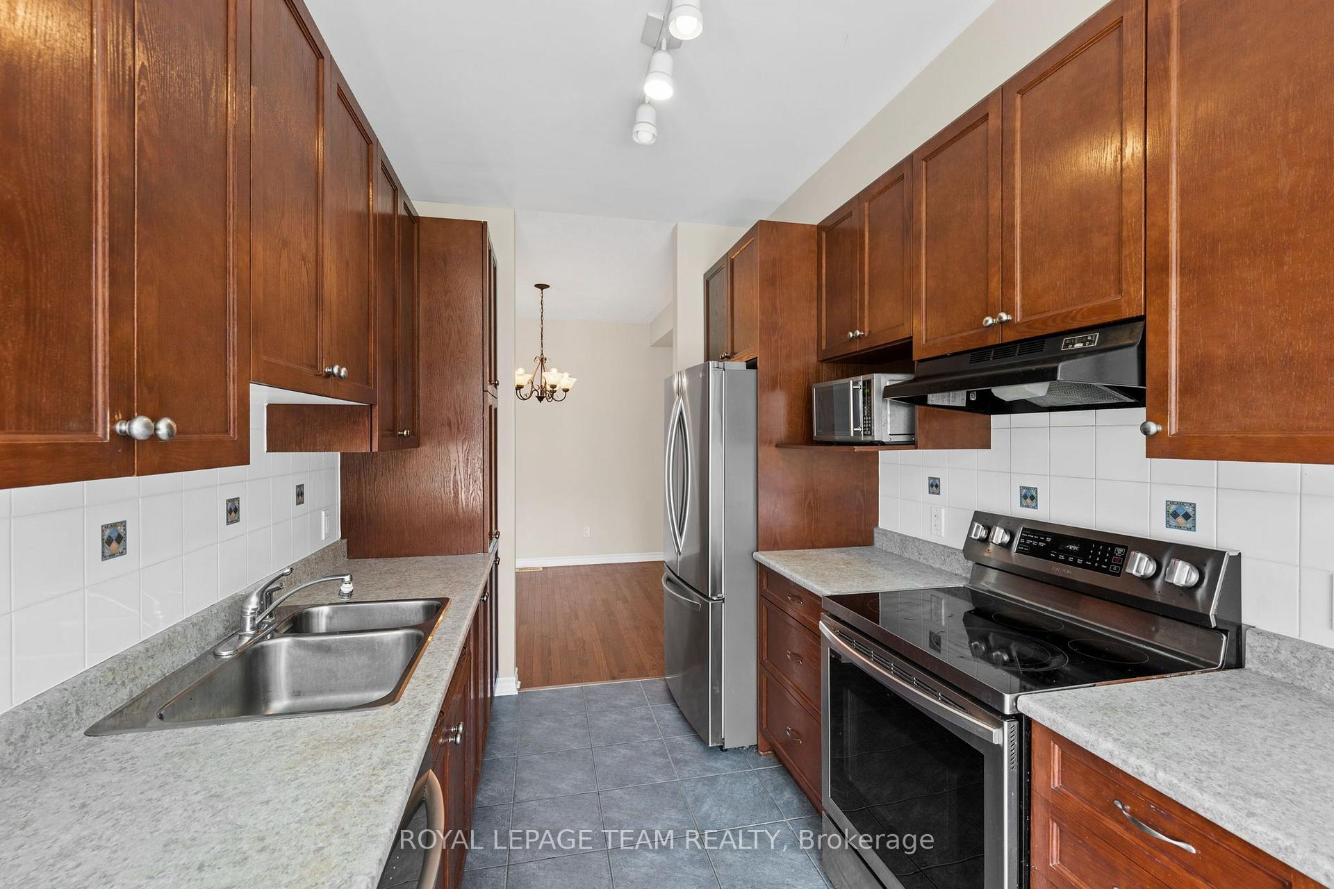 Photo 14 of 84 Selhurst Avenue, Ottawa, Barrhaven East — HOMEH
