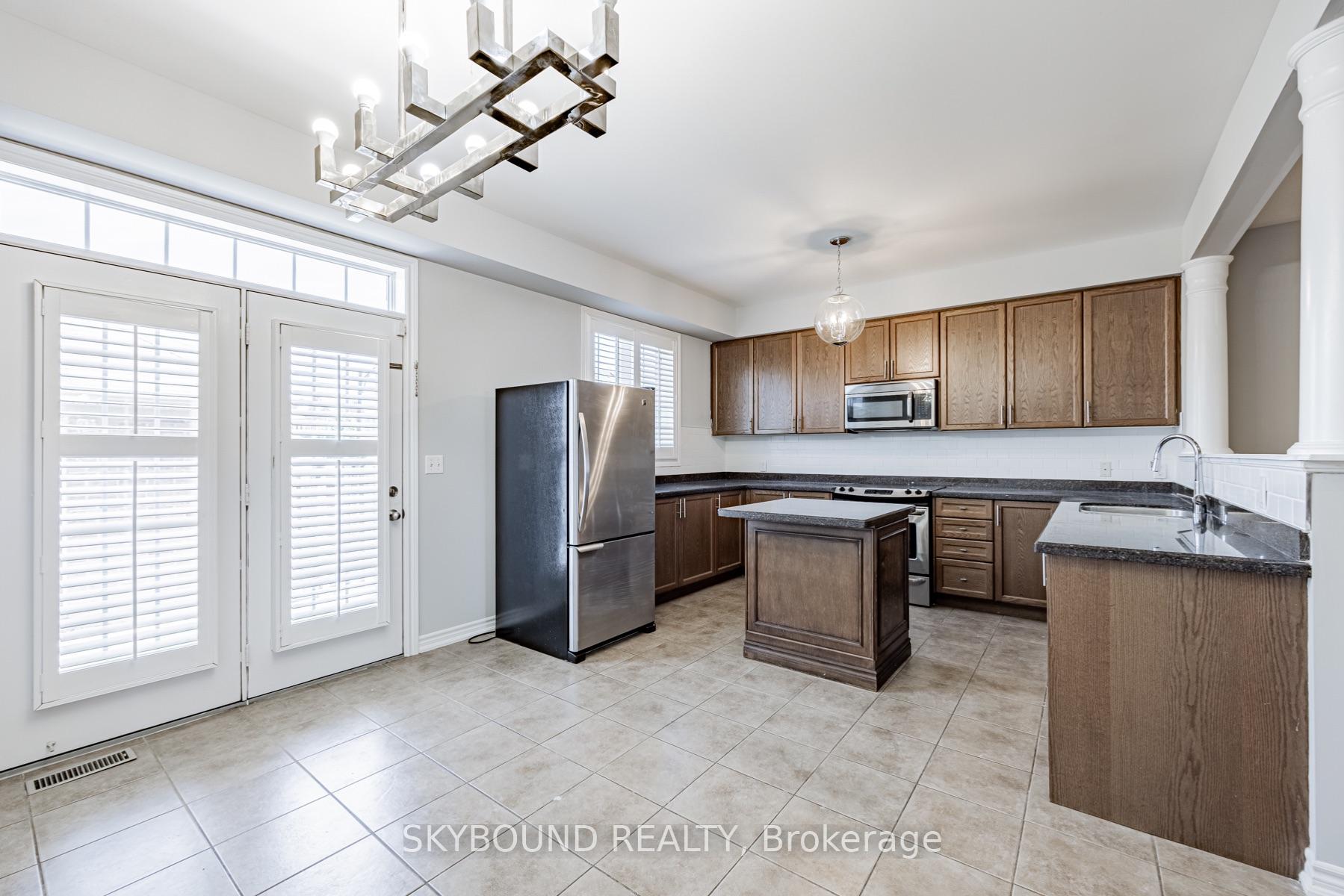 Photo 4 of Unit 3, 651 Farmstead Drive, Milton, Willmott — HOMEH