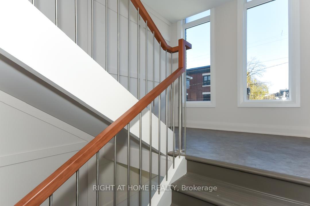 Photo 2 of Unit 8, 35 Monk Street, Ottawa, Glebe — HOMEH