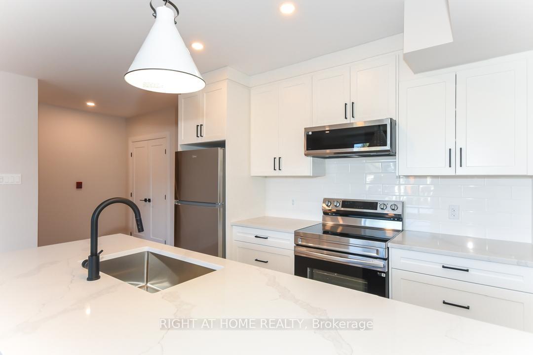 Photo 7 of Unit 8, 35 Monk Street, Ottawa, Glebe — HOMEH