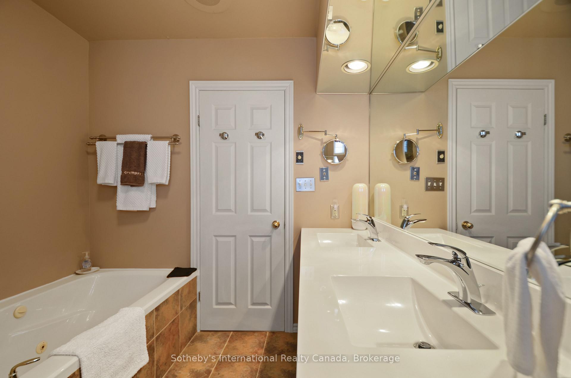Photo 21 of Unit 5, 1 Olive Crescent, Orillia — HOMEH