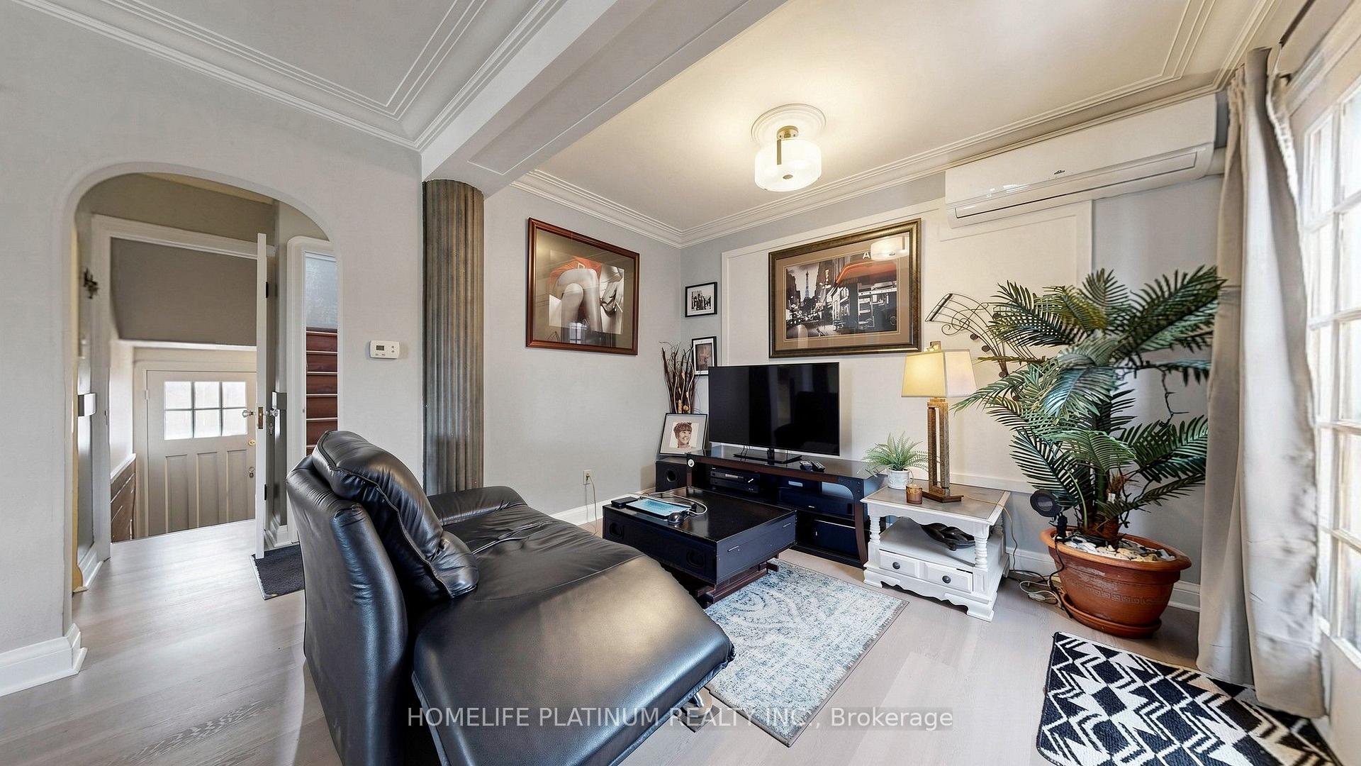 Photo 7 of 287 Courtland Avenue E, Kitchener, Cedar Hill — HOMEH