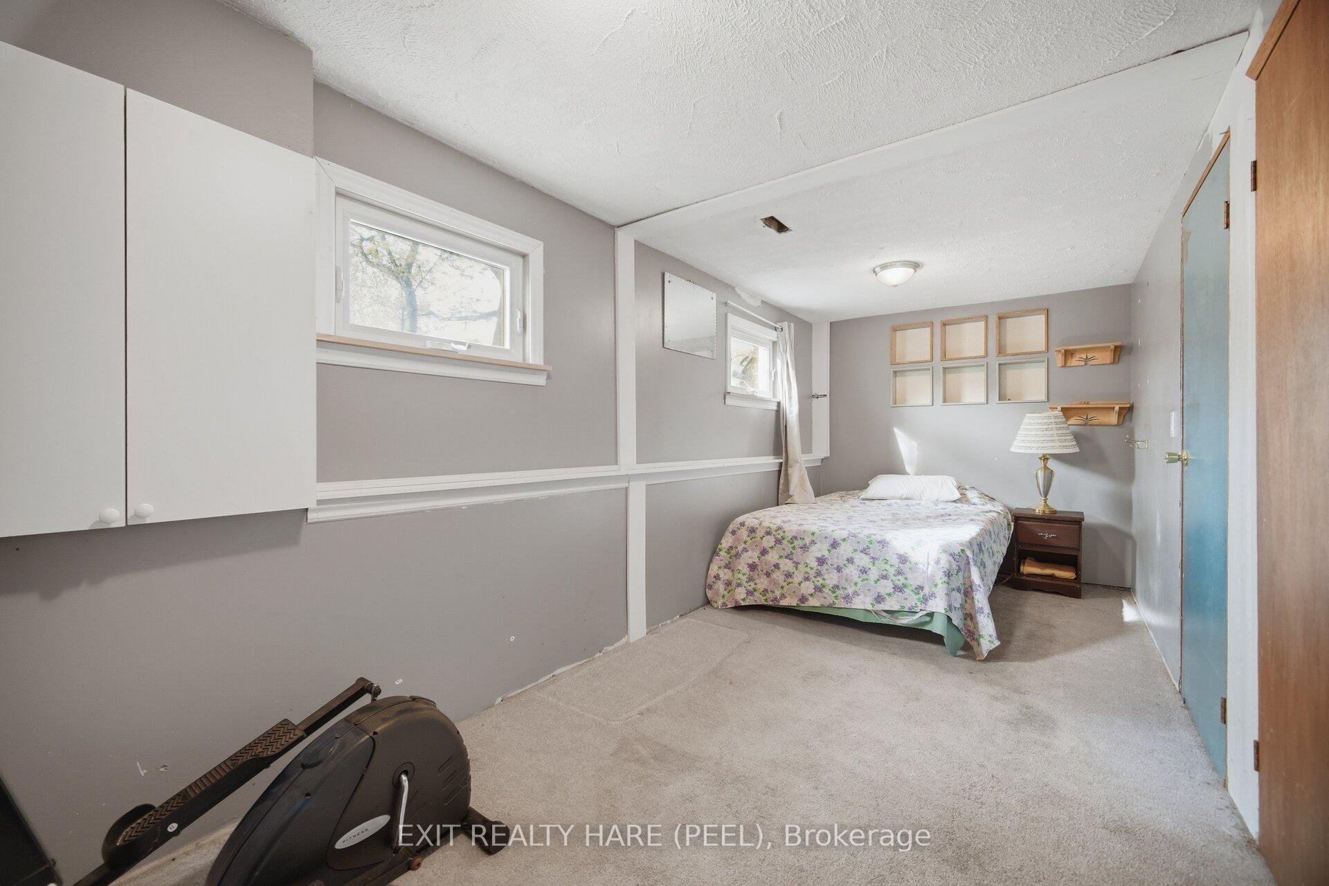 Photo 33 of 30 Thorsby Court, Brampton, Brampton North — HOMEH