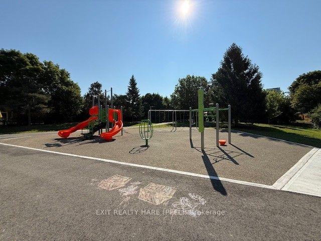Photo 47 of 30 Thorsby Court, Brampton, Brampton North — HOMEH
