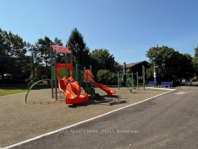 Photo 48 of 30 Thorsby Court, Brampton, Brampton North — HOMEH