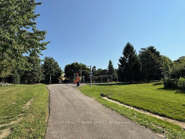 Photo 49 of 30 Thorsby Court, Brampton, Brampton North — HOMEH