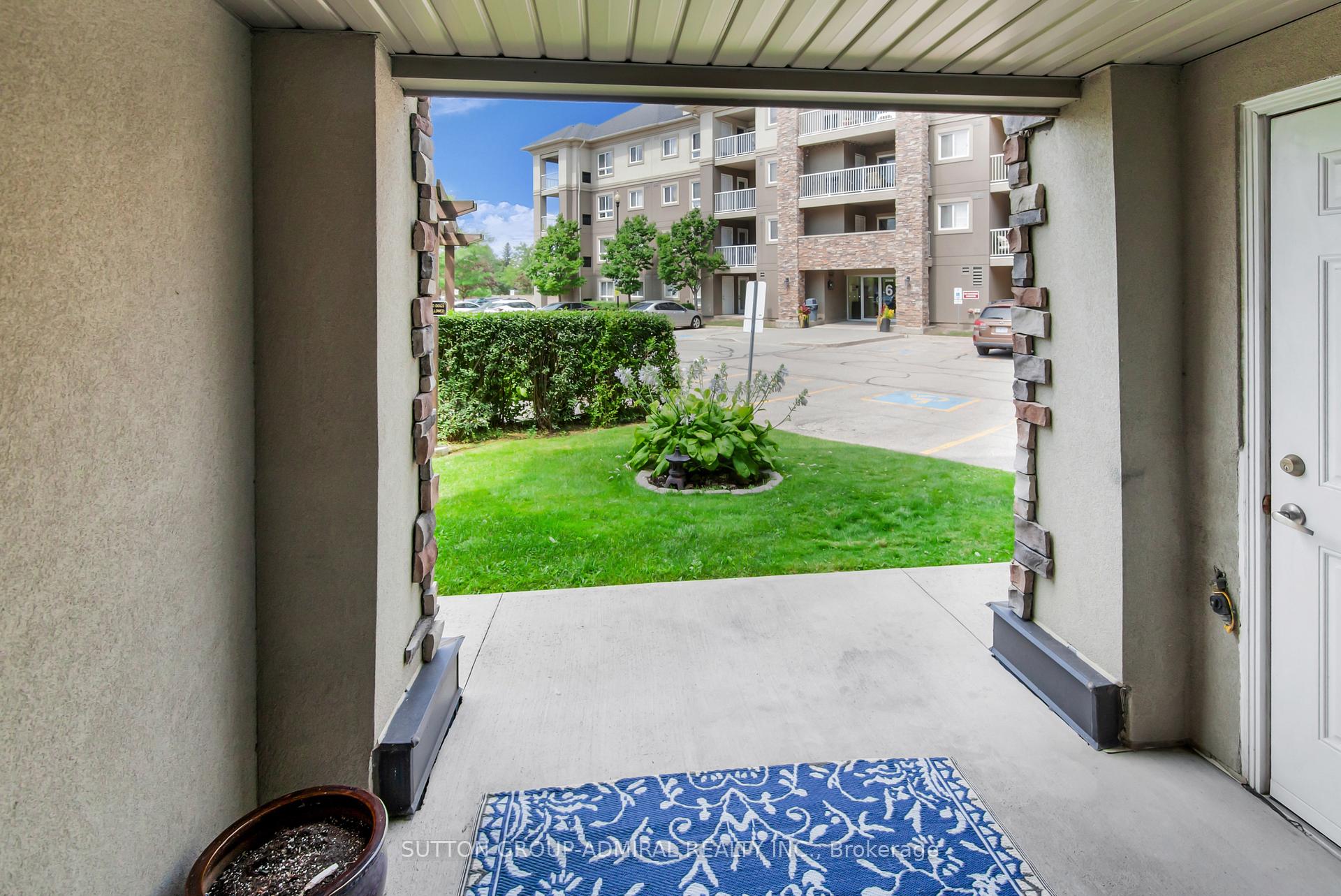 Photo 38 of Unit 105, 4 Dayspring Circle, Brampton, Goreway Drive Corridor — HOMEH