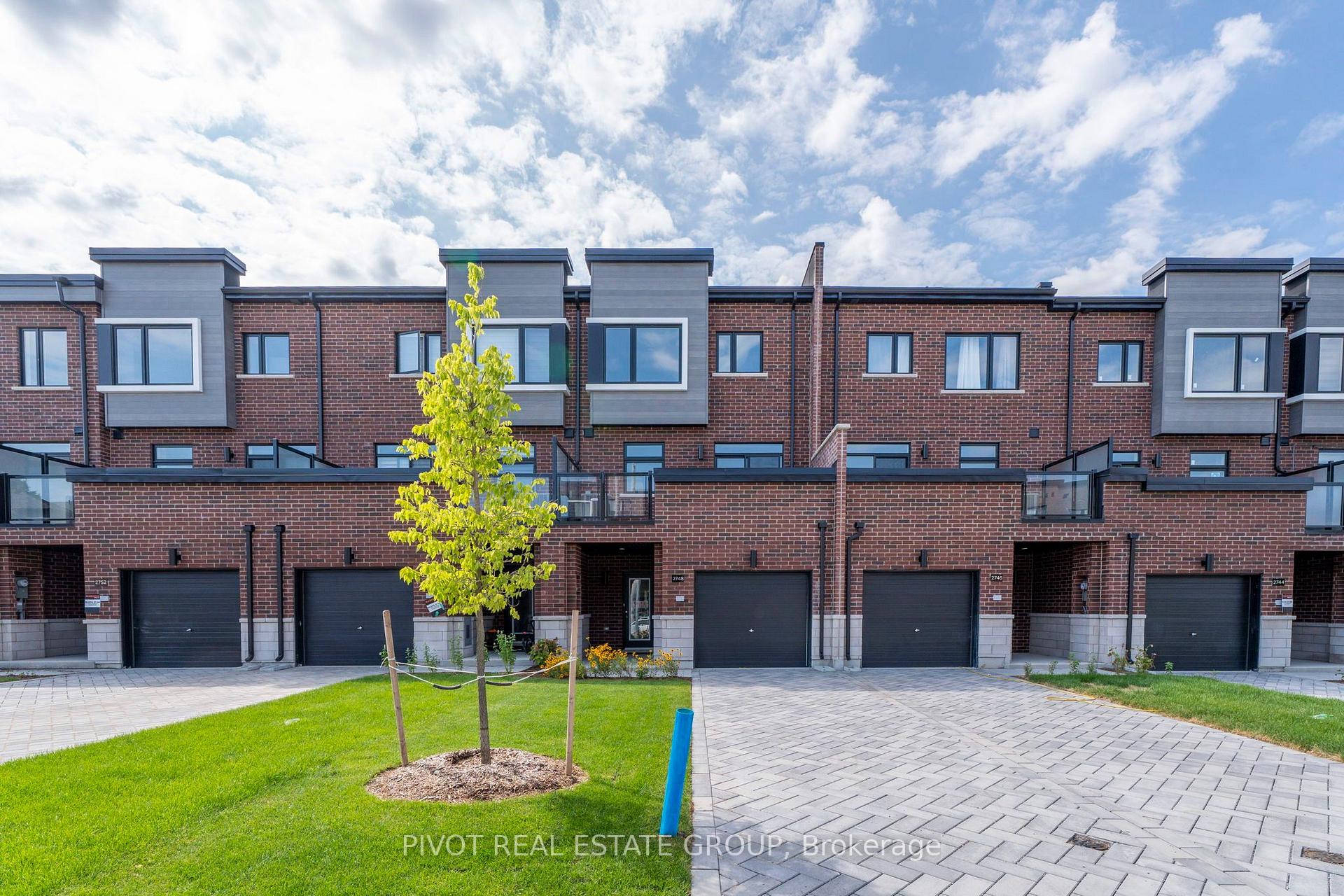 Photo 1 of 2748 Lawrence Avenue E, Scarborough, Bendale — HOMEH