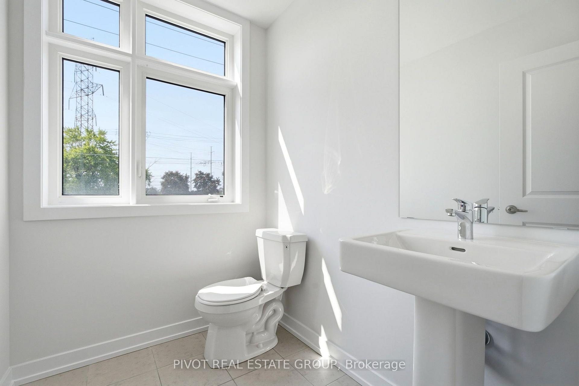 Photo 9 of 2748 Lawrence Avenue E, Scarborough, Bendale — HOMEH