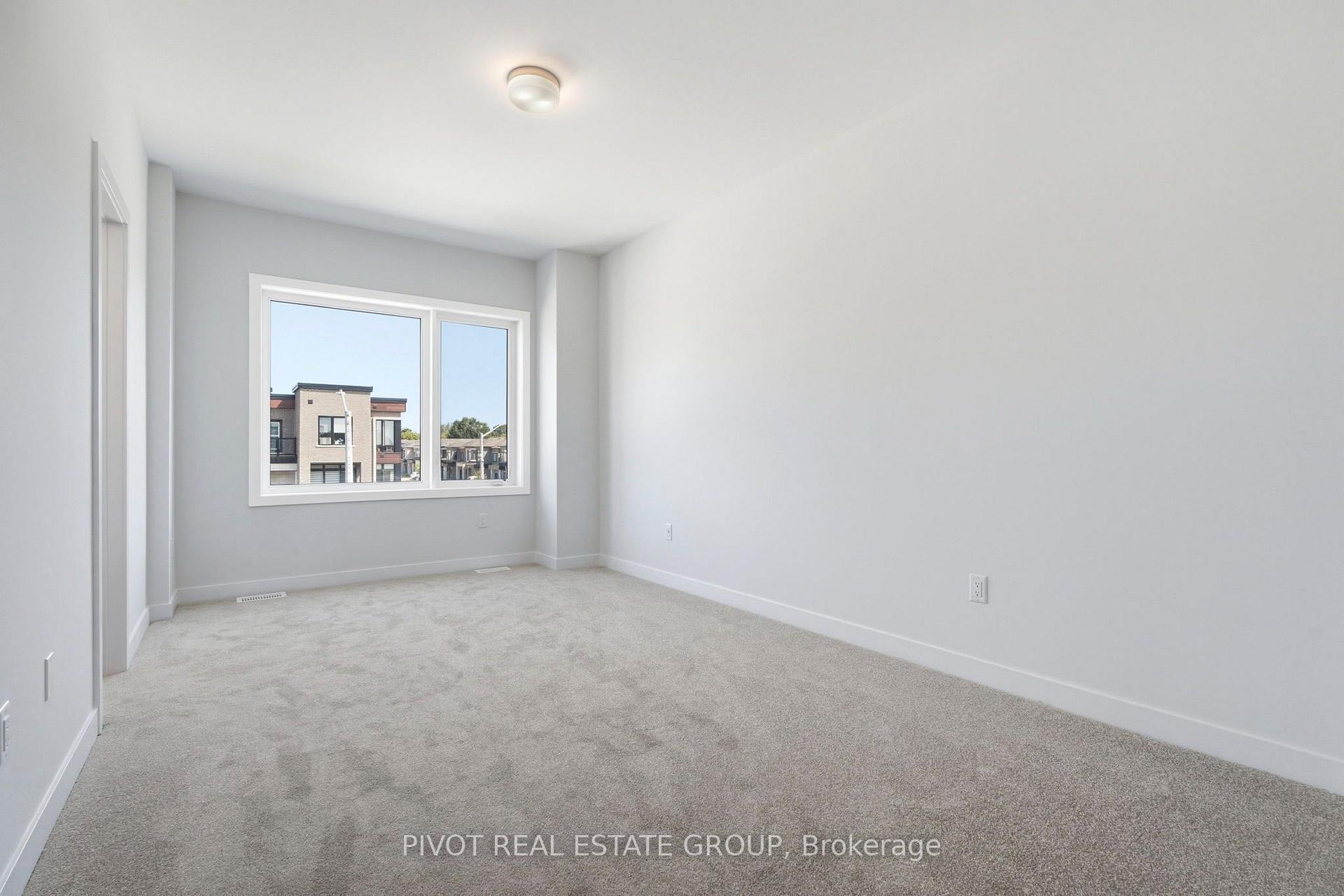 Photo 26 of 2748 Lawrence Avenue E, Scarborough, Bendale — HOMEH