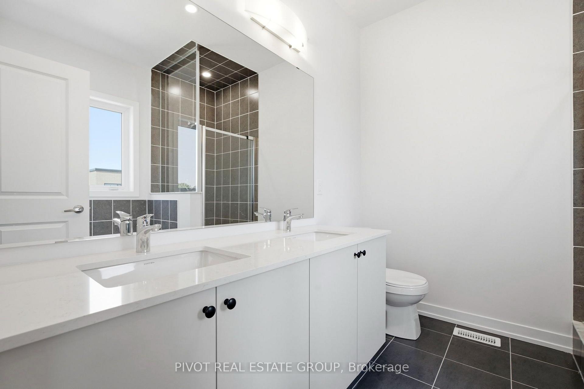 Photo 28 of 2748 Lawrence Avenue E, Scarborough, Bendale — HOMEH