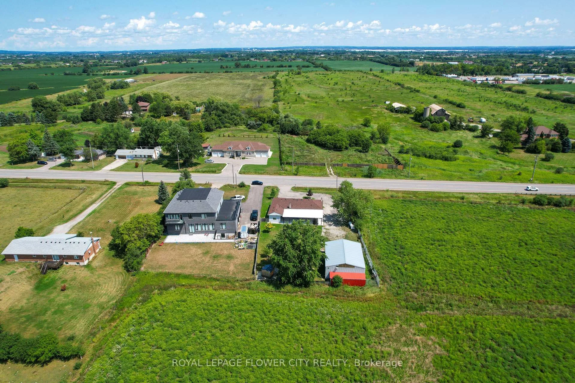 Photo 21 of 13186 Airport Road E, Caledon, Rural Caledon — HOMEH