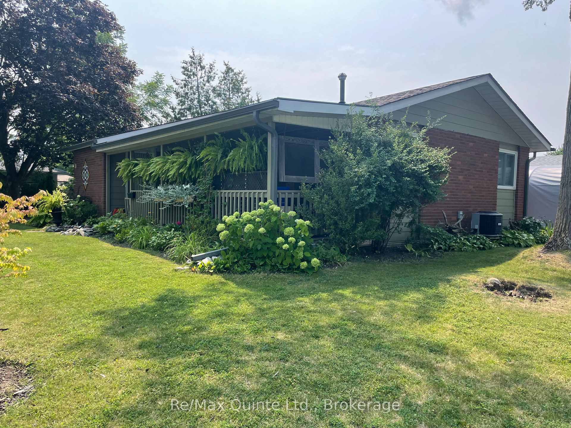 Photo 5 of 10 Mcquade Drive, Quinte West, Trenton Ward — HOMEH