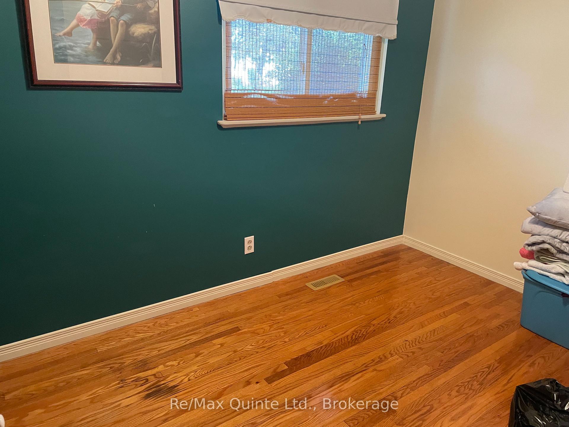 Photo 8 of 10 Mcquade Drive, Quinte West, Trenton Ward — HOMEH