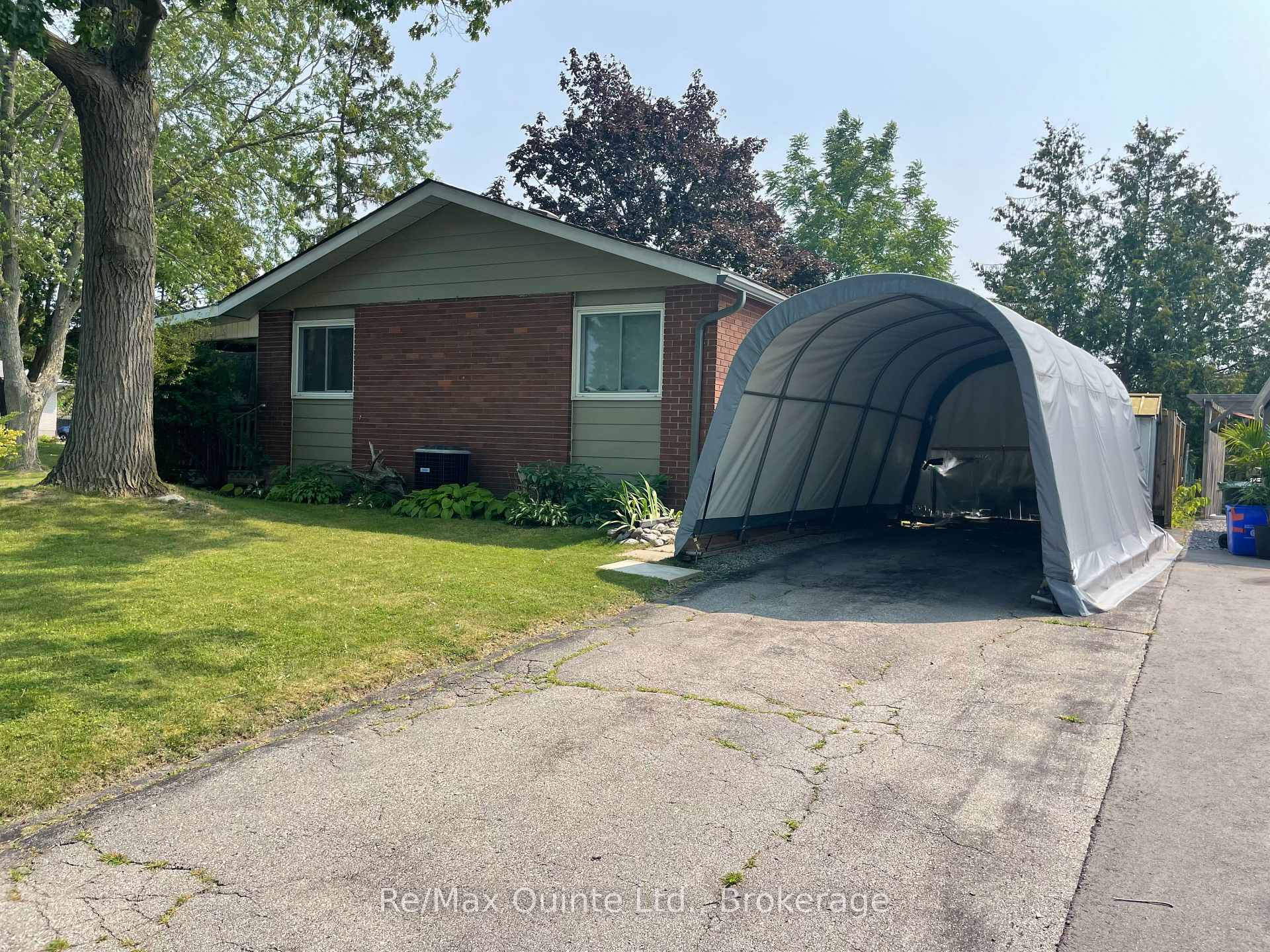 Photo 17 of 10 Mcquade Drive, Quinte West, Trenton Ward — HOMEH