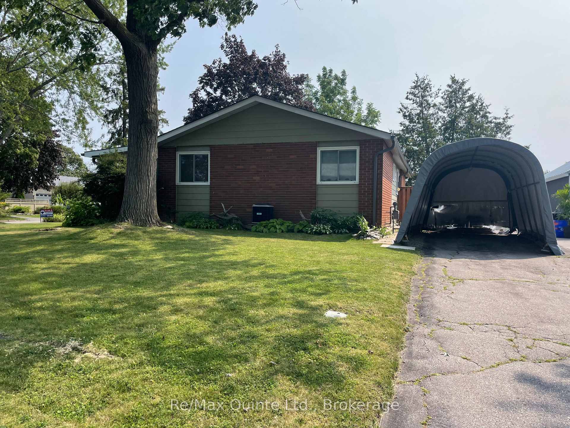 Photo 18 of 10 Mcquade Drive, Quinte West, Trenton Ward — HOMEH