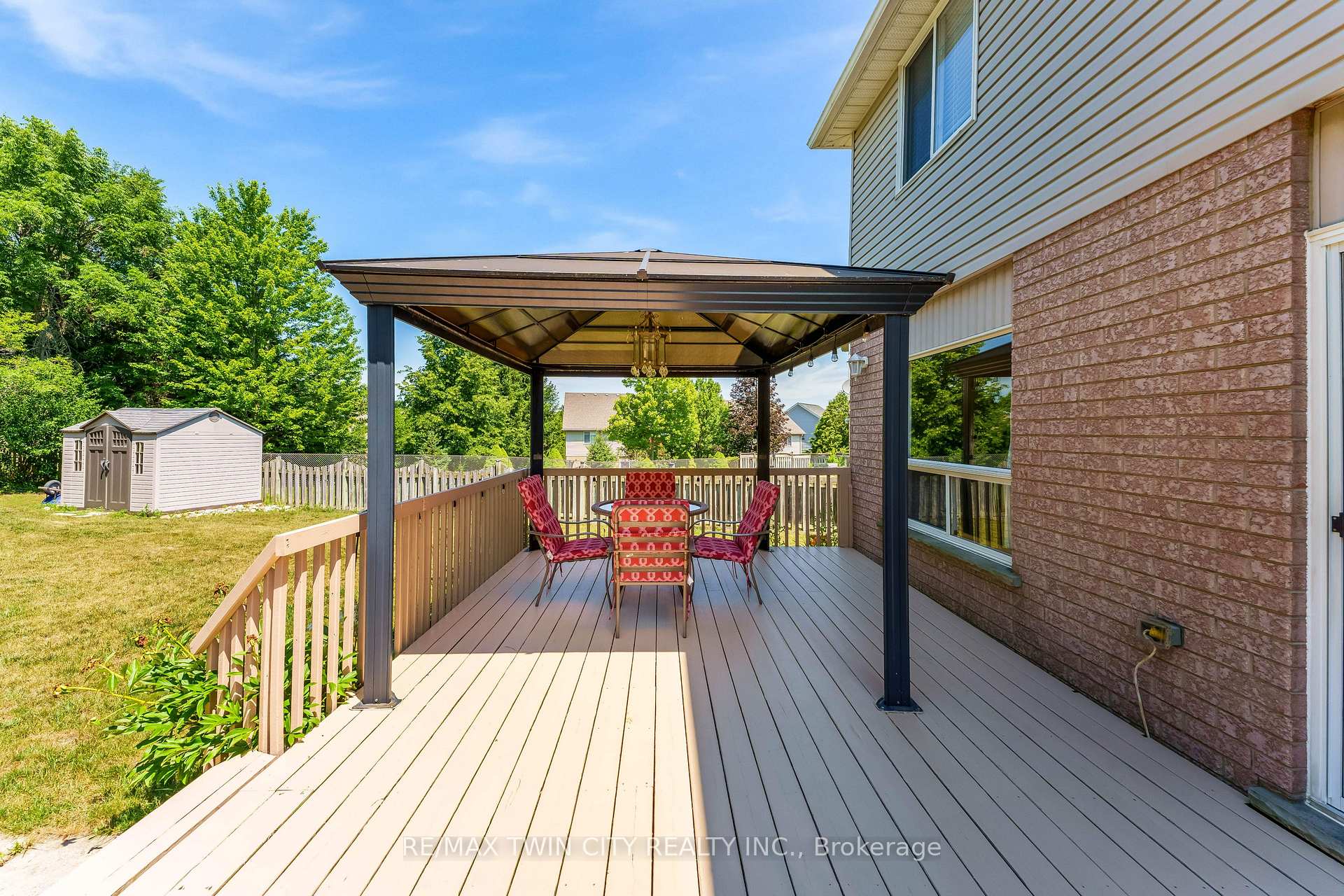 Photo 33 of 42 Briarmeadow Crescent, Kitchener, Idlewood — HOMEH