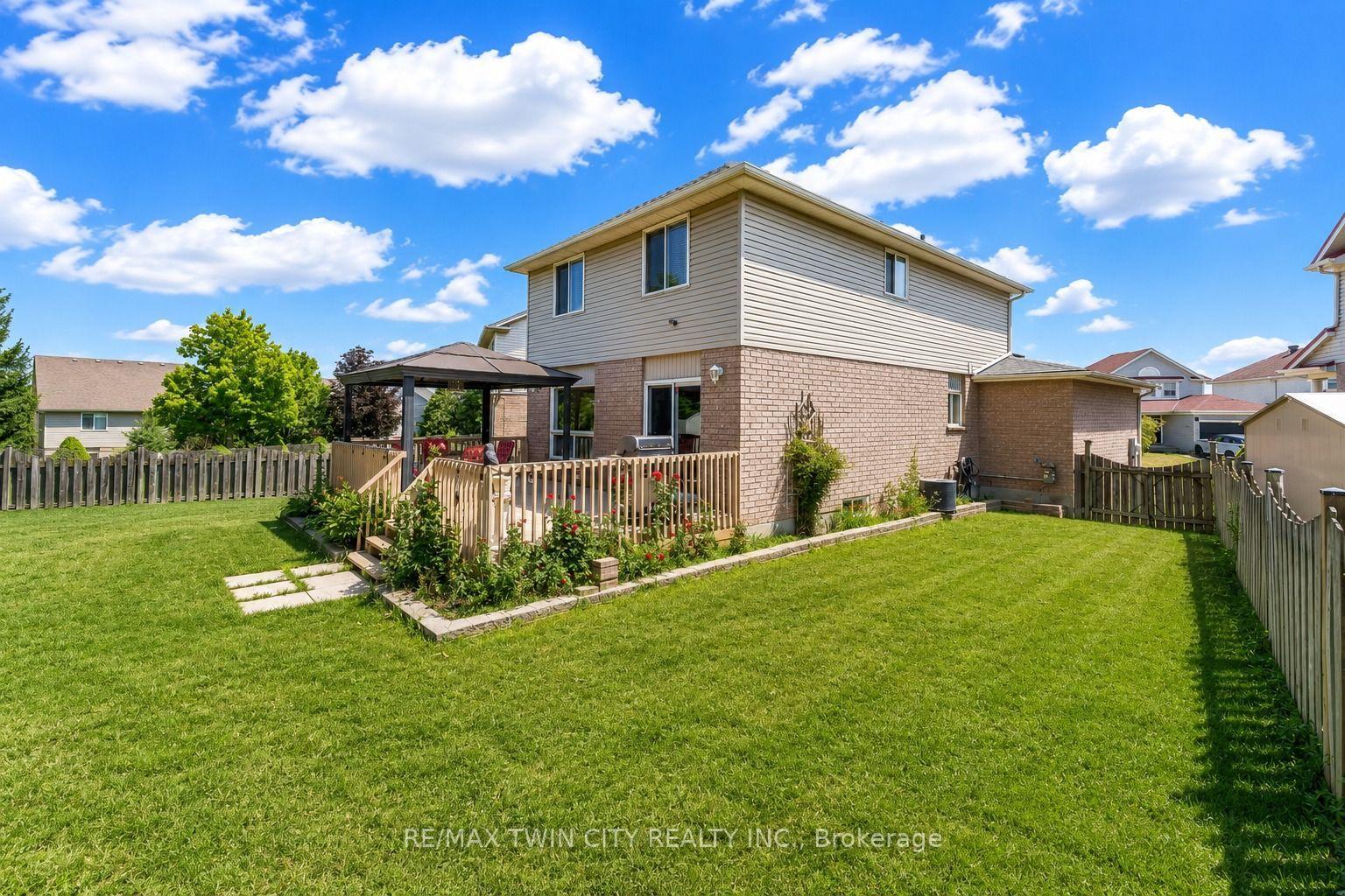 Photo 34 of 42 Briarmeadow Crescent, Kitchener, Idlewood — HOMEH