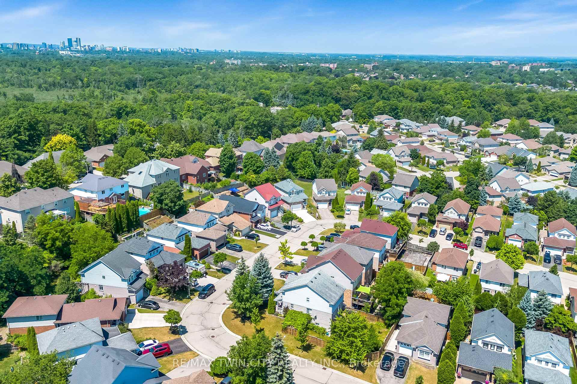 Photo 42 of 42 Briarmeadow Crescent, Kitchener, Idlewood — HOMEH