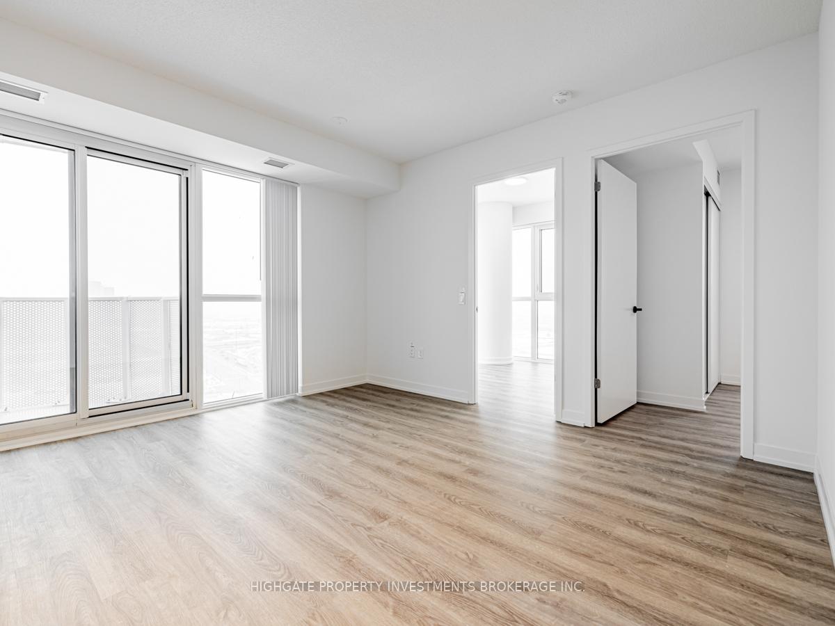 Photo 7 of Unit 2011, 195 Commerce Street, Vaughan, Vaughan Corporate Centre — HOMEH