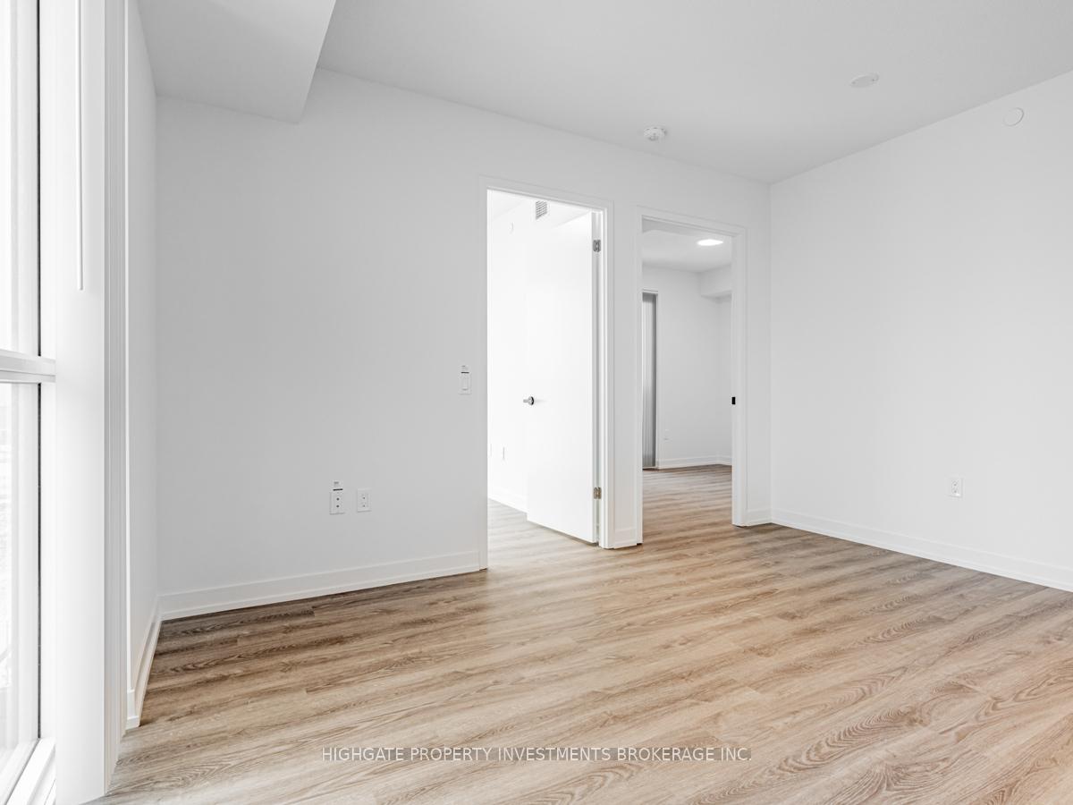 Photo 9 of Unit 2011, 195 Commerce Street, Vaughan, Vaughan Corporate Centre — HOMEH