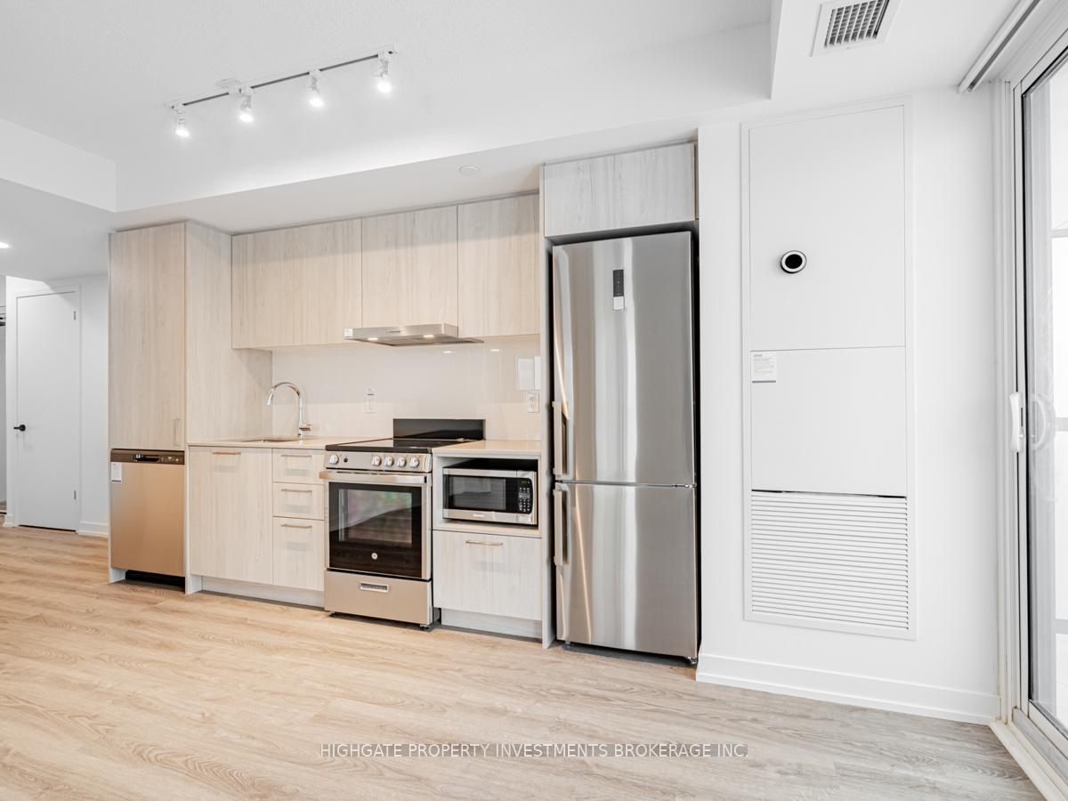 Photo 14 of Unit 2011, 195 Commerce Street, Vaughan, Vaughan Corporate Centre — HOMEH