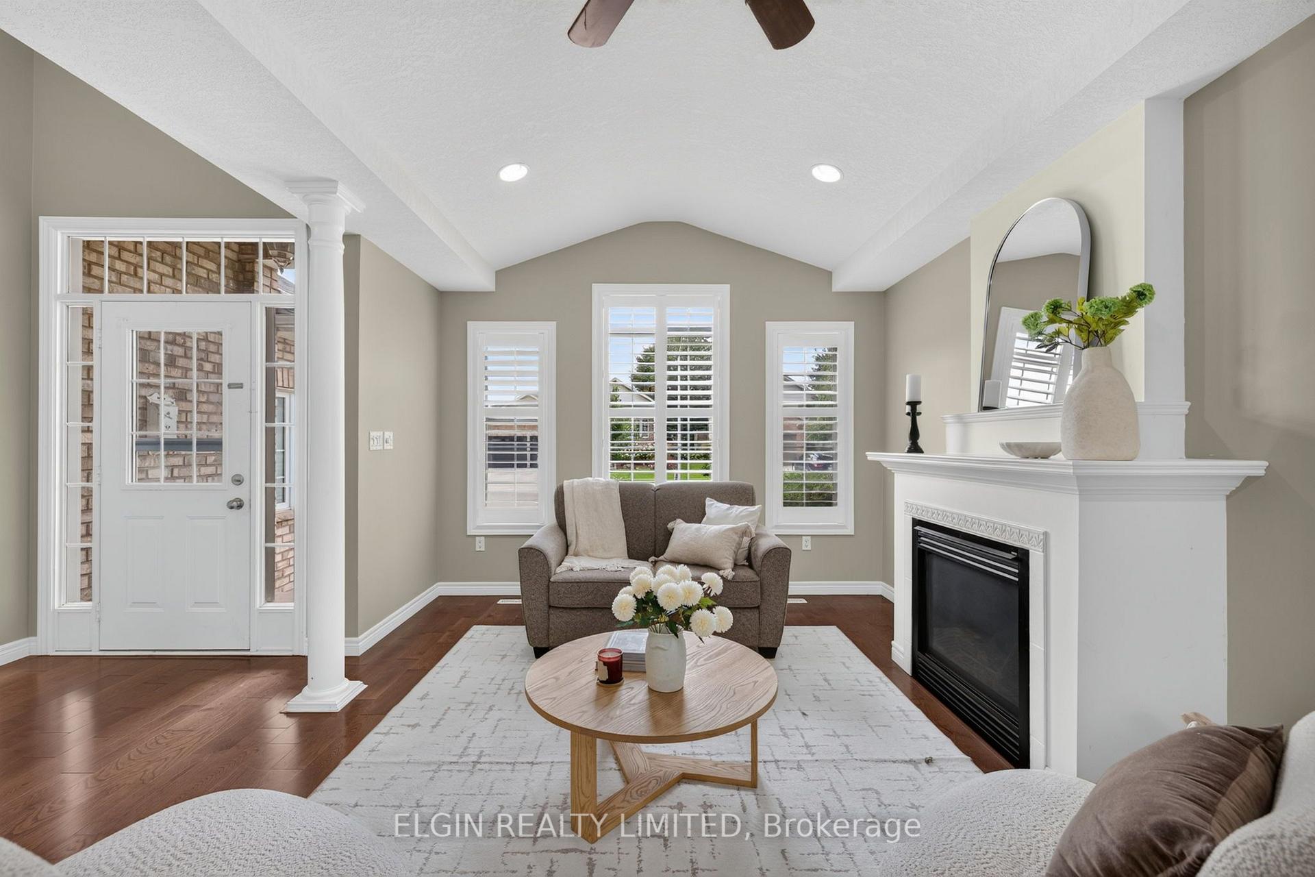 Photo 7 of 17 Steeplechase Court, St. Thomas — HOMEH