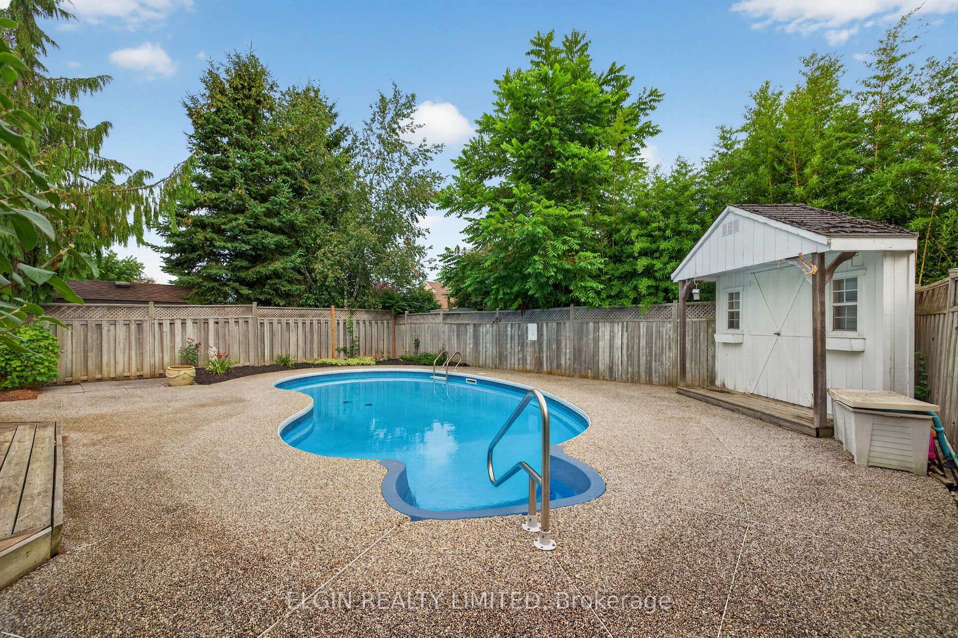 Photo 17 of 17 Steeplechase Court, St. Thomas — HOMEH