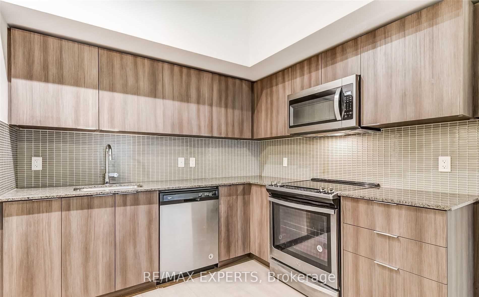 Photo 15 of Unit 450, 20 Shore Breeze Drive, Etobicoke, Mimico — HOMEH