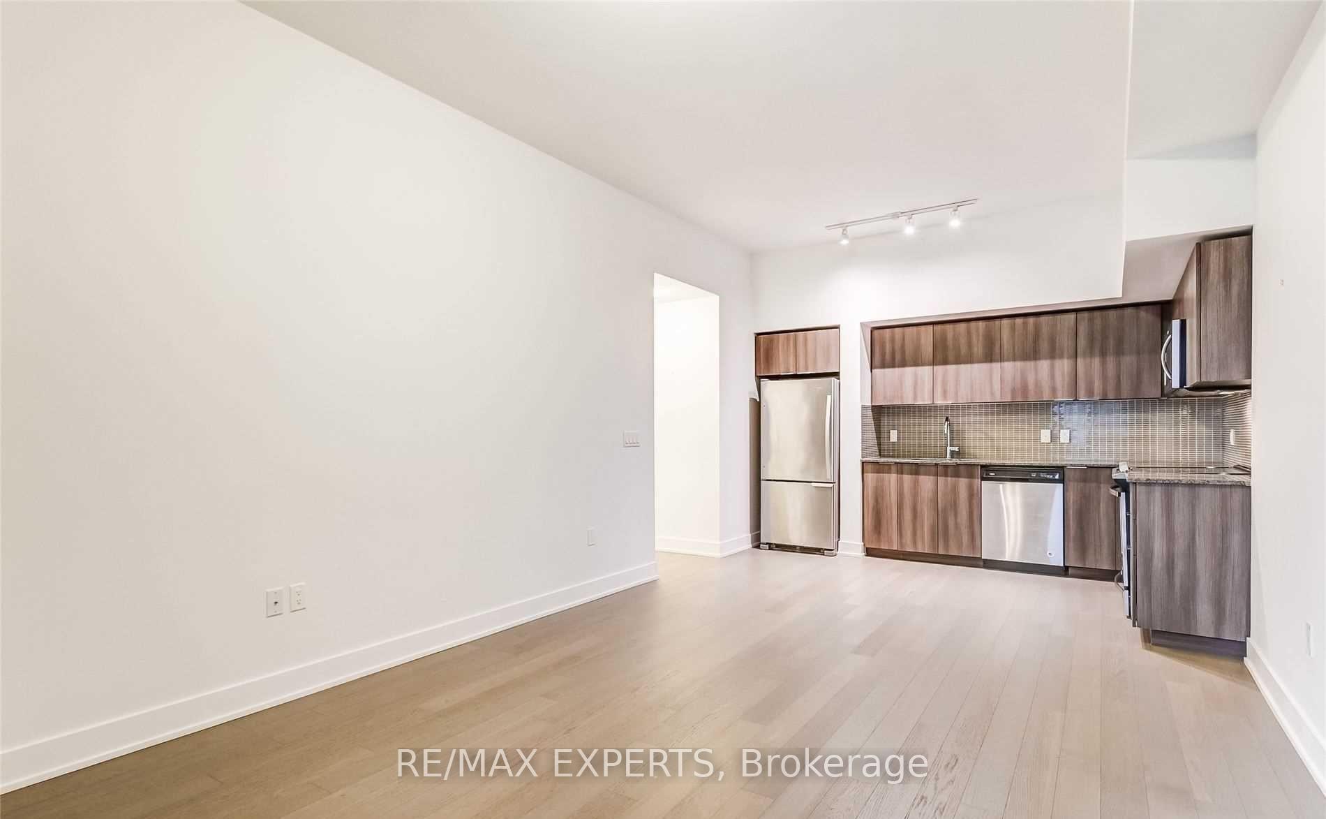 Photo 24 of Unit 450, 20 Shore Breeze Drive, Etobicoke, Mimico — HOMEH