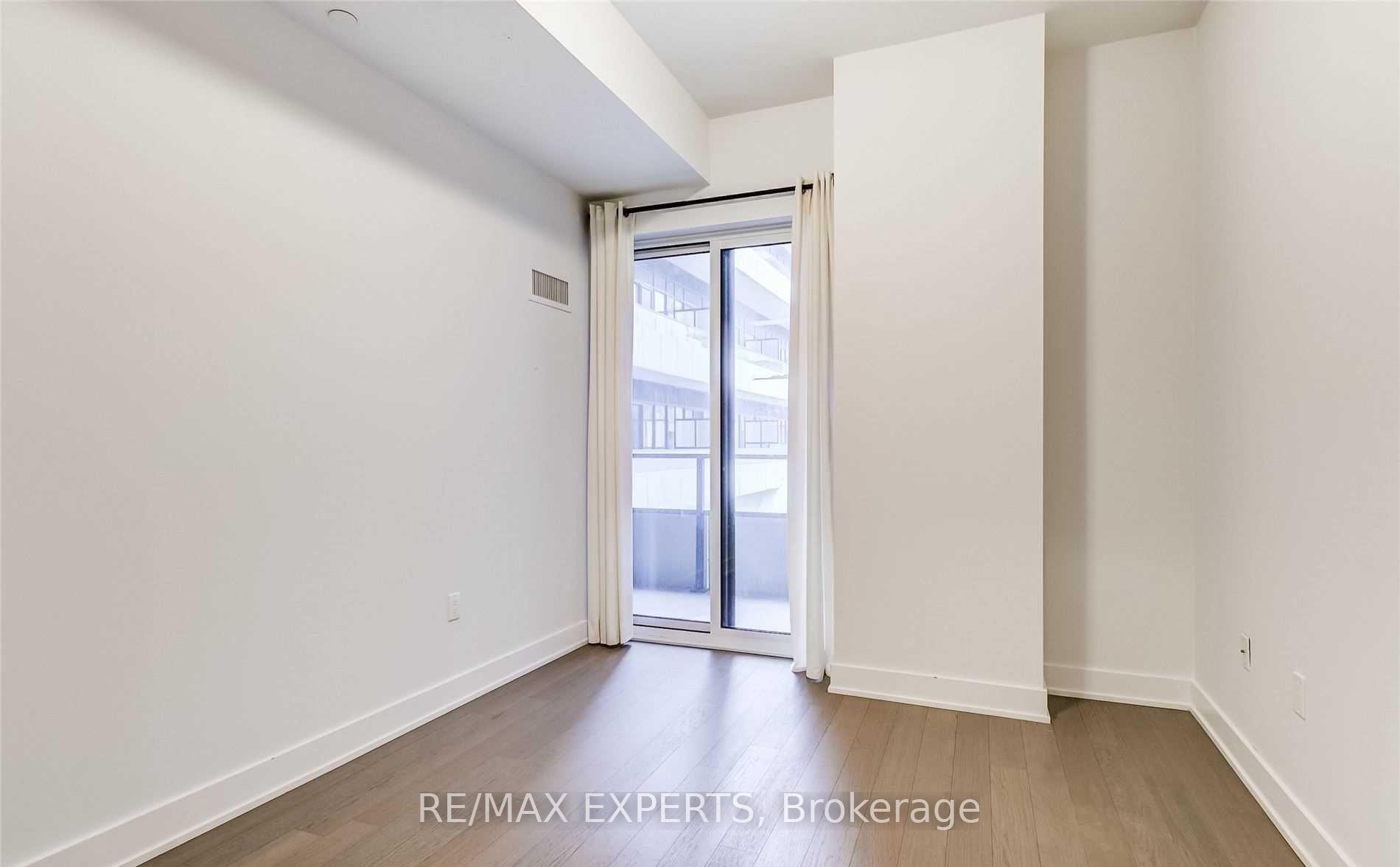 Photo 32 of Unit 450, 20 Shore Breeze Drive, Etobicoke, Mimico — HOMEH